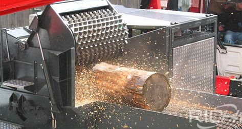 Tips for Buying Wood Chippers Cattle Feed, Chippers, Wood Chipper, Tractor Attachments, Wood Pellet, Water Mill, Wood Pellets, Dust Collector, Buy Wood