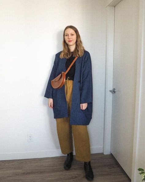 My Spring 2019 Capsule Wardrobe - Emily Lightly Emily Lightly, Capsule Packing, 10x10 Challenge, Travel Capsule Wardrobe Summer, Winter Uniform, French Capsule Wardrobe, Sew Your Own Clothes, Start Sewing, Olive Jacket