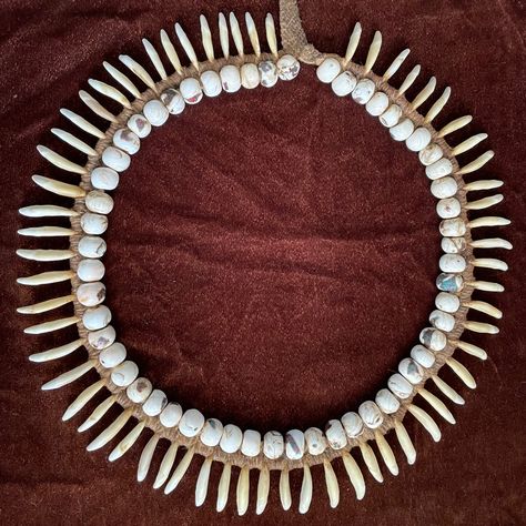 #necklace #tribal #tribe #teeth #tooth #chank #shell #shells #jewelry #Asmat #omerpok #ecopok #native #Papua #indonesia #embroidered #oceanic #art Pig Teeth, Native Necklace, Symbol Of Power, Head Hunter, Ayurvedic Healing, Power Symbol, Shell Necklace, Abalone Shell, Jewelry Branding