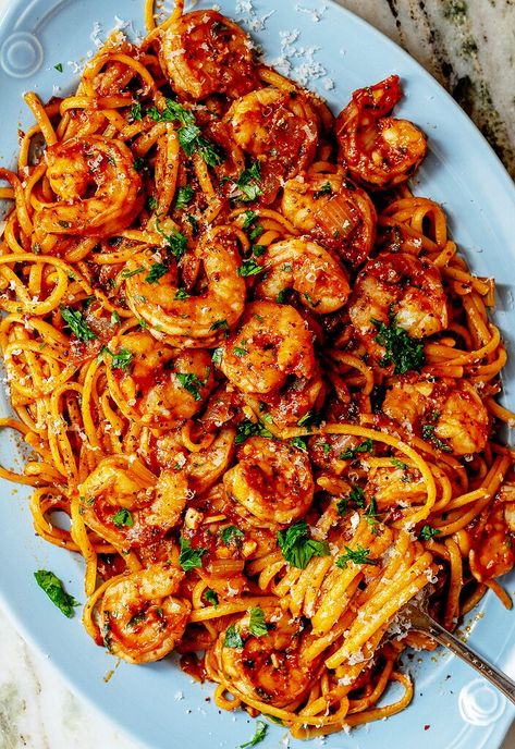 Spicy Linguine Recipes, Fall Party Food Ideas, Shrimp Linguine Recipe, Fall Party Food, Shrimp Linguine, Linguine Recipes, Cooking Substitutions, Easy To Make Appetizers, Garlic Cream Sauce