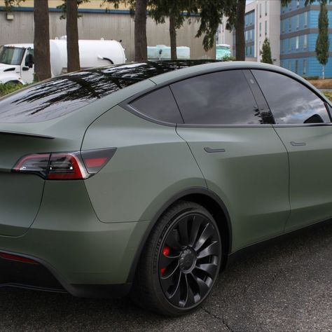 Fully wrapped Tesla Model Y with 3M-2080 Matte Military Green. Matte Tesla Model Y, Car Colours Ideas, Tesla Model Y Wrap Ideas, Tesla Model Y Wrap Colors, Model Y Wrap Tesla, Model Y Tesla Custom, Tesla Model 3 Wrap Ideas, Wrapped Tesla Model 3, Tesla Wraps Model Y