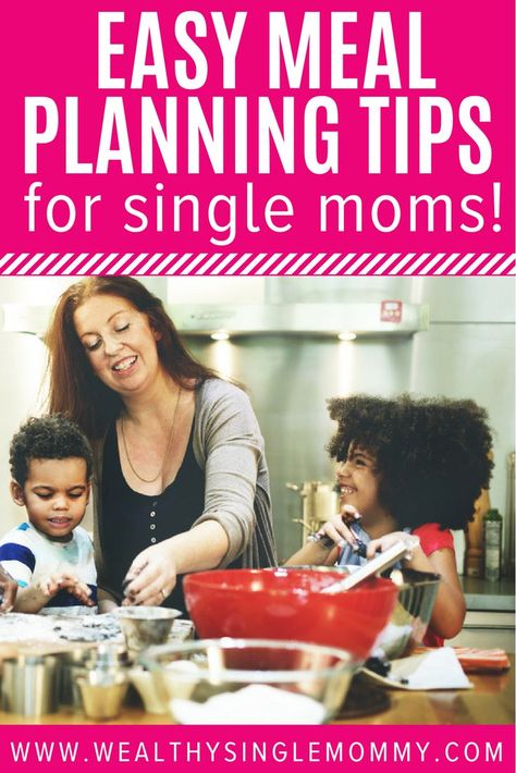 Easy meal planning tips for single moms! Meal planning on a budget tips you can't miss. Time management tips for single moms. Plan ahead meals. via @johnsonemma Single Mom Meals, Budget Meal Planning Healthy, Budget Meal Planning Families, Affordable Meal Plans, Single Mom Living, Plan Ahead Meals, Single Mom Budget, Becoming A Single Mom, Healthy Dinners For Two