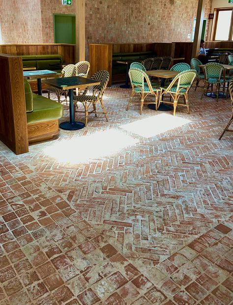 Cobblestone feature wall or backsplash  Also herringbone floor but in a sand colour Brick Herringbone Floor, Brick Herringbone, Terracotta Floor, Herringbone Floor, Brick Flooring, Brick Tiles, Design Aesthetics, Amazing Spaces, Menorca