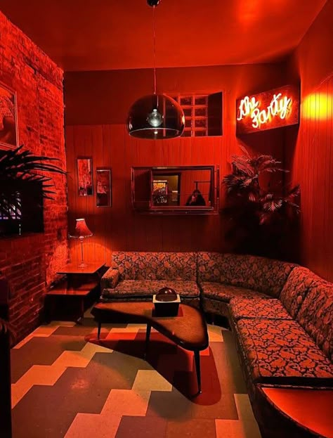 70s Architecture Bedroom, That 70s Show Basement Aesthetic, 70s Garage Aesthetic, Moody Orange Living Room, Dark 70s Decor, 70s Lounge Aesthetic, 60s Interior Design 1960s Living Rooms, 70s Home Bar, 1960s Home Interior