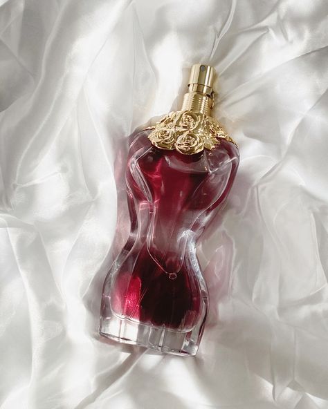 Jean Paul Perfume, Jean Paul Gaultier Aesthetic, Jean Paul Gaultier La Belle, Rs5 Sportback, Perfume Wishlist, Perfume Aesthetic, Poetic Quote, Pretty Perfume Bottles, Perfume Collection Fragrance