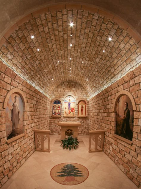 Maronite Chapel // This chapel, with an image of St Charbel on the right, is in the Basilica of the National Shrine of Immaculate Conception in Washington DC. // Photo: Lawrence OP St Charbel Makhlouf, Home Chapel Room, Home Chapel Ideas, Chapel Room In House, Home Chapel Catholic, Basilica Washington Dc, Italian Chapel, Catholic Architecture, Home Chapel