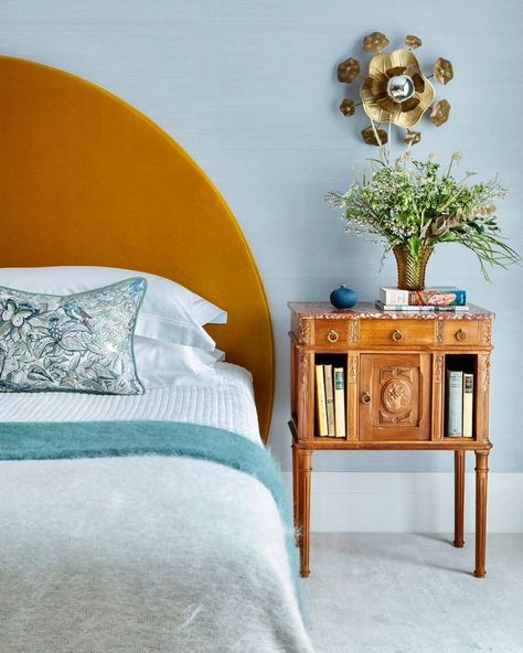 Studio Ashby on Instagram: “We do love a groovy headboard paired with an antique or vintage bedside 〰️⁠⁠ ⁠⁠ #studioashby #studioashbybedroom” Round Headboard, Studio Ashby, Boho Beach House, Modern Headboard, Rattan Bed, Deco Bathroom, Brown Furniture, Bedroom Doors, Do Love