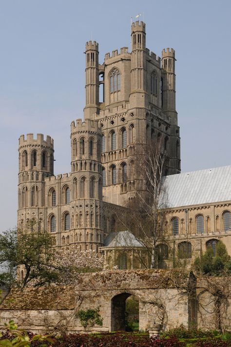 Cambridgeshire England, Cathedral Interior, Residence Architecture, Ely Cathedral, Romanesque Art, Beautiful Churches, Gothic Cathedrals, Cathedral Architecture, Fluffy Clouds