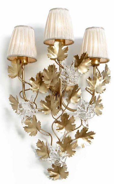 Wall Lamps Classic 2171/A3 | Il Paralume Marina | Luxury Italian Light Italian Chandelier, Vine Leaves, Italian Lighting, Wall Lamps, Lampshades, Murano Glass, Wall Lamp, Floor Lamp, Lamps