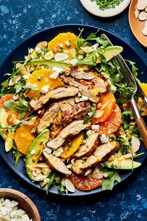 Marinated chicken thighs with creamy avocado, tangy crumbled feta, oranges, and crunchy almonds make this bright citrus chicken salad an easy and impressing salad for guests or weeknight meals. Freezing Cooked Chicken, Easy Orange Chicken, Christmas Salad Recipes, Marinated Chicken Thighs, The Modern Proper, Modern Proper, Yummy Salads, Beautiful Salad, Citrus Salad