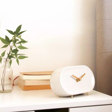 Inbar Zer (@barbura.home.jewelry) • Instagram photos and videos Office Desk Modern, Ceramic Desk, Golden Hands, Clock Handmade, Desk Modern, Study Living Room, Minimalist Desk, White Desk, Shelf Clock