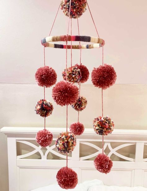 Pom Pom Mobile Diy, Pom Pom Chandelier, Off Campus Apartment, Pom Pom Centerpieces, Homemade Mobile, Ball Mirror, Campus Apartment, Disco Ball Mirror, Pom Pom Mobile