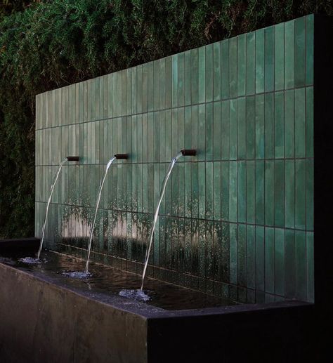 Fountain Tile, Tile Fountain, Modern Outdoor Fountains, Landscaping Water Feature, Spa Landscaping, Landscape Hardscape, Outdoor Wall Fountains, Water Wall Fountain, Modern Water Feature