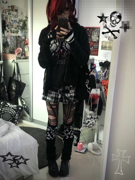 Fun Outfits, Punk Clothing, Personality Disorder, Pretty Outfits, Cool Outfits, Outfit Inspirations, Hair, Quick Saves, Clothes