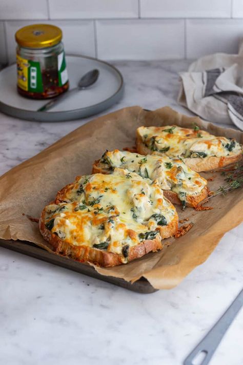 Work From Home Lunch, Cheesy Toast, Best Lunch Recipes, Cheesy Spinach, Nice Recipes, Toast Toppings, Vegetarian Lunch, Spinach Recipes, Lunch Recipes Healthy