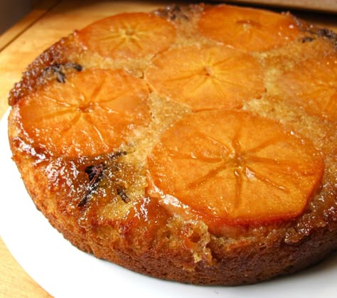 How To Prepare Persimmons, Fuyu Persimmon Recipes, Persimmon Cake Recipe, Persimmon Cake, Fuyu Persimmon, Persimmon Bread, Persimmon Pudding, Persimmon Recipes, Upside Down Cakes