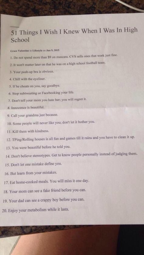 print off a list of things for your daughter in high about things you wish you would've known! School Bucket List, Highschool Advice, High School Bucket List, High School Prep, Freshman Advice, Bucket List For Teens, School Survival Kits, School Preparation, Highschool Freshman