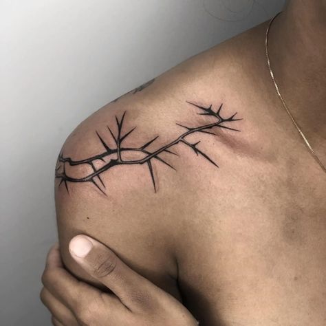 Thorns Tattoo, Thorn Tattoo, Barbed Wire Tattoos, Tattoo Chest, Vine Tattoos, Tattoo Bracelet, Chest Tattoo, Piercing Tattoo, Mini Tattoos