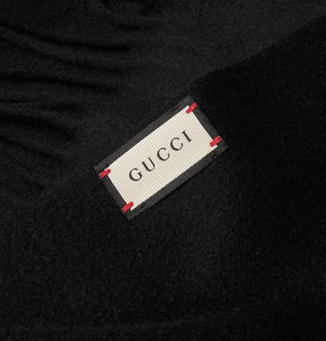 Gucci Vest, Gucci Trousers, Scarf Gucci, Clothing Labels Design, Gucci Coat, Cmf Design, Gucci Shirt, Clothing Packaging, Shirt Label