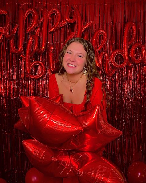 Red Birthday Party Decorations For Women, Taylor Swift 22nd Birthday, Aries Birthday Party, Red Theme Birthday Party Decor, All Red Party, Red Photo Backdrop, Red Birthday Party Decorations, Red Birthday Backdrop, Red Birthday Aesthetic