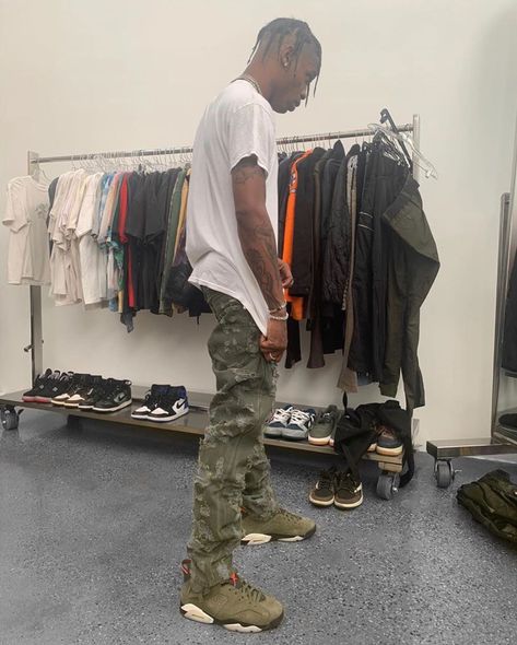 Jordan 6 Travis Scott Outfit, Jordan 6 Outfit Men, Air Jordan Outfits Men, Travis Scott 6, Sb Outfits, Jordan 5 Outfit, Jordan 6 Travis Scott, Travis Scott Outfits, Olive Green Outfit