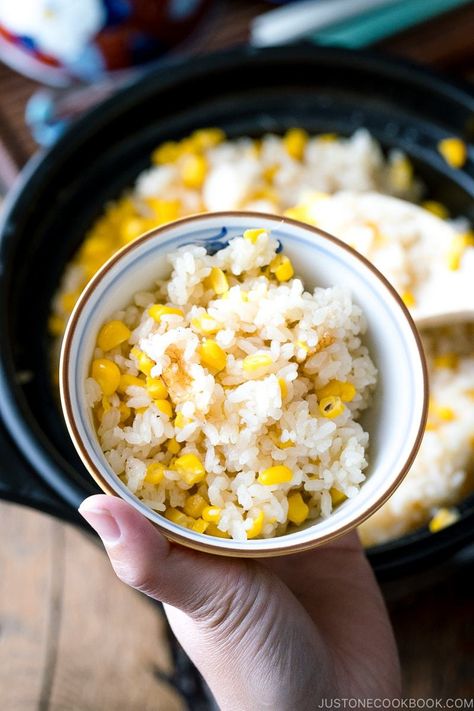 Rice And Corn Recipe, Rice Video, Corn Rice, Rice Cooker Recipes, Easy Japanese Recipes, Japanese Street Food, Asian Street Food, Meatless Main Dishes, Cooking White Rice