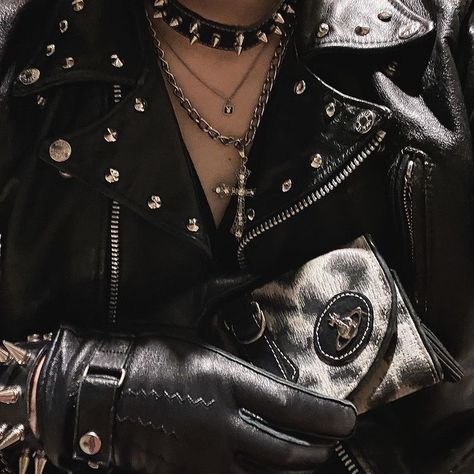 長田 吟治 (@osadaginji) • Instagram photos and videos Scorpio Sun Scorpio Moon, Venus Scorpio, Scorpio Mars, Sun Scorpio, Biker Aesthetic, Scorpio Moon, Mötley Crüe, Sirius Black, Gothic Outfits