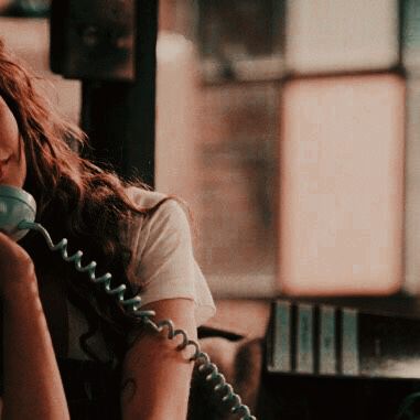 Nancy Wheeler, Between Two Worlds, Allison Argent, Crystal Reed, You've Got Mail, Lily Evans, Stranger Things Aesthetic, On The Phone, Caroline Forbes