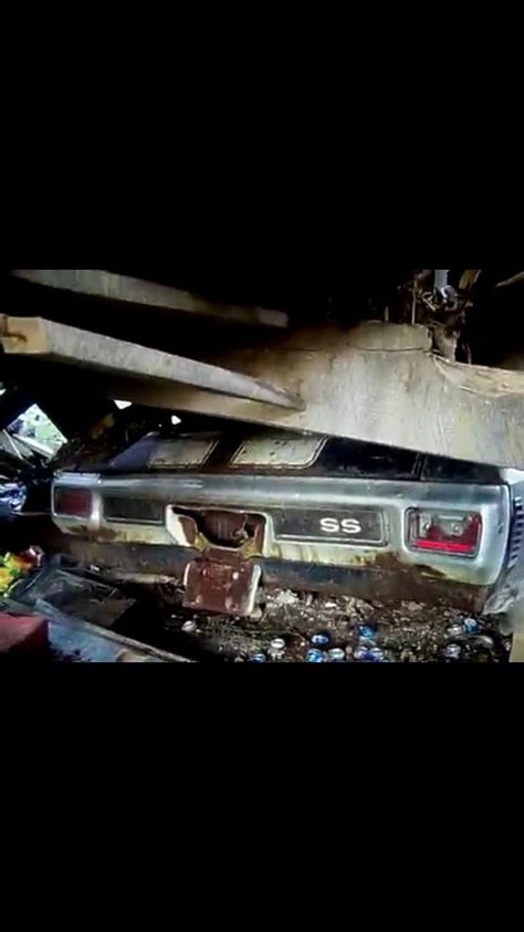 Incredible Video! 1970 Chevelle SS 454 Barn Find! #BarnFinds, #MuscleCars, #Stories #Chevelle, #Chevrolet, #SuperSport - https://barnfinds.com/incredible-video-1970-chevelle-ss-454-barn-find/ Gas Monkey Garage Cars, 1970 Chevelle Ss 454, Barn Finds Classic Cars, 70 Chevelle Ss, Chevelle Ss 454, 1970 Chevelle Ss, Barn Find Cars, 70 Chevelle, Man Gear