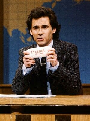 Dennis Miller. This guy is funny! Snl Characters, Saturday Humor, Snl Cast Members, Dennis Miller, Snl Skits, Tv Talk Show, Sketch Comedy, Entertainment Weekly, Comedy Tv