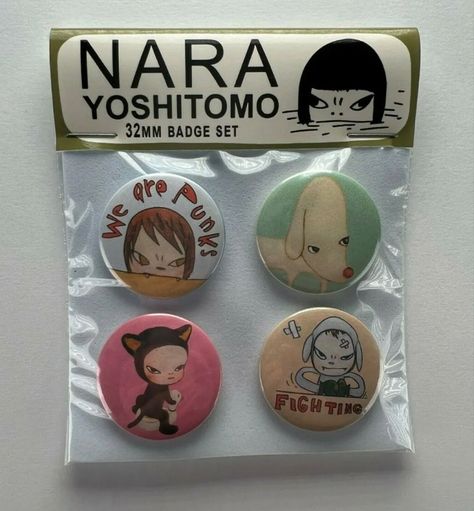 Badges Aesthetic, Alien House, Nara Yoshitomo, Yoshimoto Nara, Buttons Art, Pin Back Buttons, Yoshitomo Nara, Bag Pins, Button Art