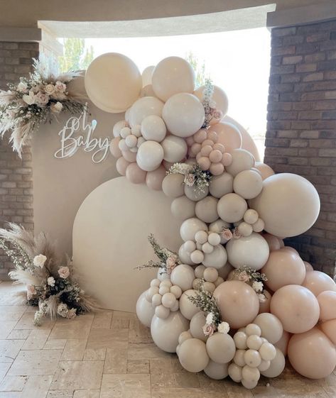 Beige Balloon Garland, Classy Baby Shower, Idee Babyshower, Bohemian Baby Shower, Baby Shower Theme Decorations, Baby Shower Deco, Birthday Decorations Kids, Gender Reveal Party Decorations, Baby Gender Reveal Party