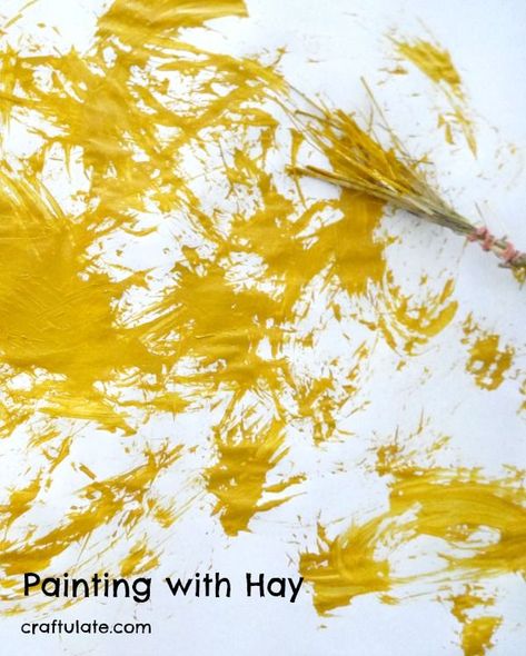 Painting with Hay - a process art activity for kids Harvest Activities, Art Activity For Kids, Toddler Art Projects, Farm Crafts, Diy Holiday Gifts, Farm Art, Art Activity, Mason Jar Crafts Diy, Daycare Crafts