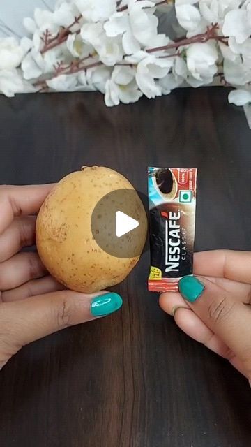 Health | Beauty | Fitness on Instagram: "Bridal Special Potato Face pack & dark Circles Remove   Coffee+ potato+sugar+honey   #skincaretips #beautytips  #naturalremedies #beautybloggers #selfcare #removemakeup #koreanskincare #koreanskincareroutine  #homeremedies #viralvideo #reelkarkedekho❤️❤️❤️❤️" Potato Face Pack For Glowing Skin, Potato For Skin, Potato Face Mask, Honey Skin Care, Potato Face, Dark Circle Remedies, Beauty Courses, Face Glow, Beautiful Skin Care