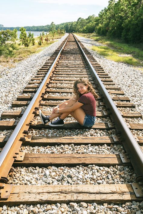 Photos On Train Tracks, Train Line Photography, Senior Pics On Railroad Tracks, Railroad Portrait Photography, Senior Photos Train Tracks, Railway Tracks Photography Poses, Railroad Track Senior Pictures, Senior Picture Ideas Train Tracks, Rail Road Track Pictures