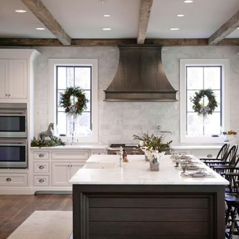 Outdoor Kitchen Countertops, New House - Kitchen, Kitchen Hoods, Kitchen Stove, Traditional Kitchen, Kitchen Remodel Idea, White Cabinets, Kitchen Layout, Beautiful Kitchens