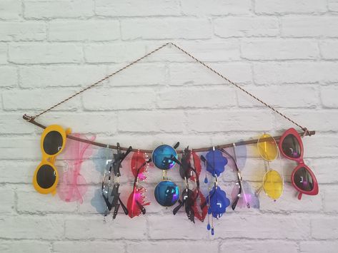 Sunglass Hanger Diy, Sunglasses Hanger Diy, Sunglasses Display Diy, Diy Sunglass Holder, Diy Sunglasses Holder, Sunglasses Hanger, Diy Sunglasses, Sunglasses Display, Dorm Inspo