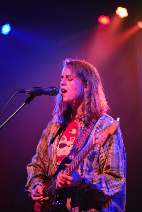 Marika Hackman, Musician, Swimming, Concert, Music, Quick Saves