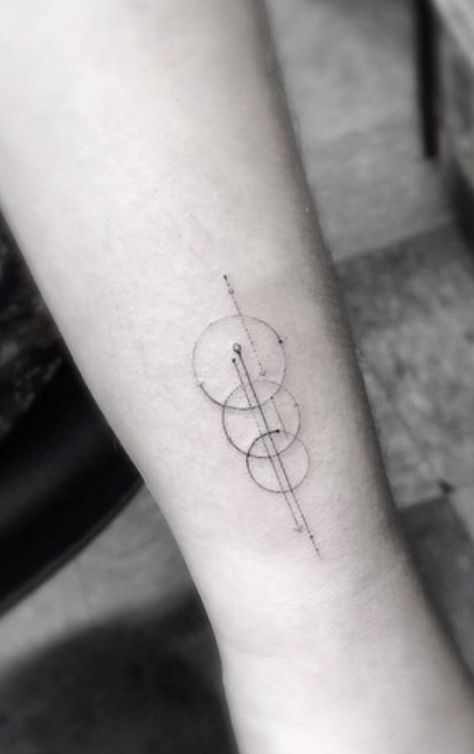 Woo Tattoo, Dr Woo Tattoo, Dr Woo, Circle Tattoo, Circle Tattoos, Arrow Tattoos, Aesthetic Tattoo, Trendy Tattoos, Foot Tattoos