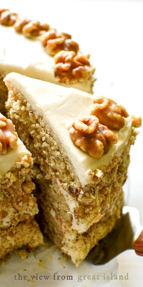 This Maple Walnut Cake with Maple Cream Cheese Frosting is my way of welcoming in the best season of the year…it’s 3 layers of fluffy maple cake with an irresistible maple buttercream. If you don’t snack on the leftovers for breakfast, you aren’t human 😉 #dessert #cake #maple #Thanksgiving #thanksgivingdessert #layercake #homemade #recipe #maplecake Recipes Using Maple Syrup, Walnut Cake Recipe Easy, Maple Walnut Cake, Maple Syrup Cake, Maple Desserts, Walnut Cake Recipe, Dessert Fall, Maple Cream Cheese Frosting, Maple Cake