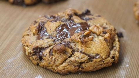 Recette : comment faire des cookies sans œuf ? Nyt Chocolate Chip Cookies, Protein Powder Cookies, Low Carb Chocolate Chip Cookies, Toll House Chocolate Chip, Chewy Bread, Best Chocolate Chip Cookies Recipe, Perfect Chocolate Chip Cookies, Baking Science, Cream Photos