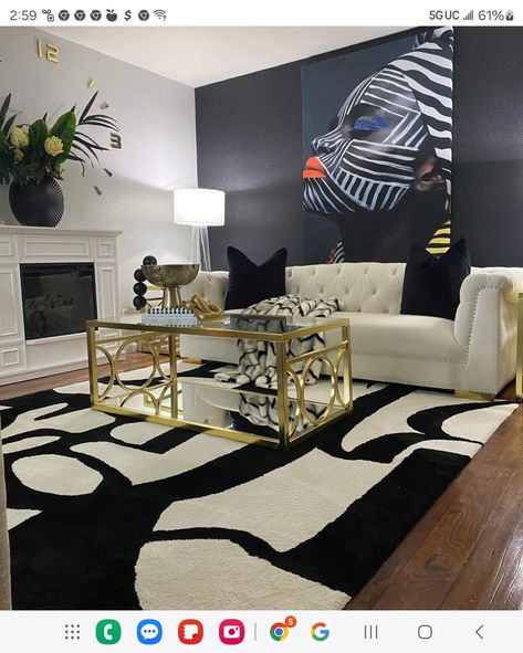 Chic Living Room Ideas, Black Sofa Living Room Decor, Black Sofa Living Room, Happy Juneteenth, Glam Living Room Decor, N Design, Glam Living, Glam Living Room, Studio Living