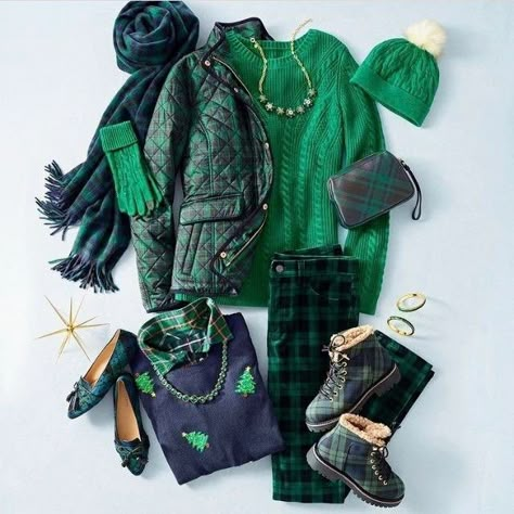 Talbots Outfits Fall 2022, Winter Green Outfits, Christmas Winter Outfits, Talbots Fashion, Cute Crochet Gifts, Talbots Outfits, 60 Fashion, Christmas Outfits, Casual Winter Outfits