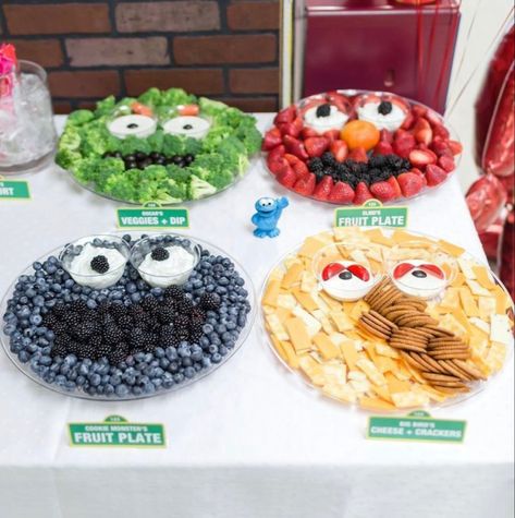 Sesame Street Food, Ariel Birthday, Elmo Birthday Party, Sesame Street Birthday Party, Elmo Party, Sesame Street Party, Elmo Birthday, Sesame Street Birthday, Food Displays