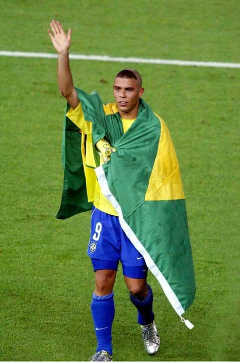 Ronaldo R9, Ronaldo Brazil, Ronaldo Ronaldinho, Brazilian Soccer Players, Ronaldo 9, Brazil Team, Brazil Football Team, Brazil Football, Nike Ad