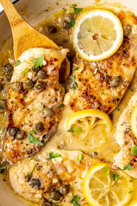 GLUTEN-FREE DAIRY-FREE CHICKEN PICCATA Chicken And Pasta Dairy Free, Lectin Free Chicken Recipes, Gluten Free Chicken Francaise Recipe, Chicken Breast Sauce, Chicken Recipes Dairy Free, Italian Chicken Dishes, Chicken Paillard, No Peek Chicken, Chicken Francese