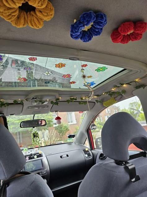 Prius Interior Decor, Cherry Car Decor, Car Inside Decorations, Car Inspo Interior, Car Renovation, Roof Decoration, Car Things, Car Antenna, Vehicle Decor