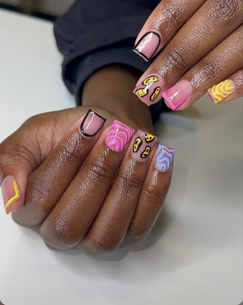 Mix Match Acrylic Nails, Funky Manicure Ideas, Short Mismatched Nails, Lsd Nails Short, Short Nail Inspo 2024, Teacher Nails Designs, Artsy Nails Designs, Different Design On Each Nail, Murakami Flower Nails Short