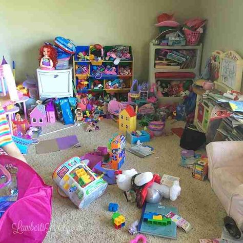 This post has great ideas for how to organize a playroom in ways that allow children to enjoy. Includes tips and tricks for grouping toys, DIY printable labels, and how to set up your room for success. Playhouse Storage Ideas, Organization Ideas For Playroom, Cheap Toy Organization Ideas, Barbie House Storage Ideas, Best Way To Organize Toys, Organize Playroom Ideas, Playroom Organization Small Space, Diy Barbie Storage Ideas, How To Organize Playroom