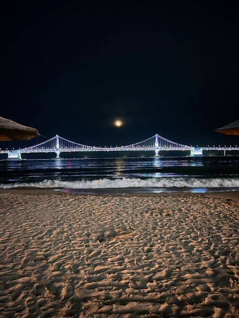 #Gwangalli Beach #광안리해수욕장 #gwangalli bridge #Gwangalli #photography #aesthetically pleasing #aestheitcs #beautiful photos #photoart #photooftheday #korea travel #south korea #korea #instadaily #Busan #busan city #busan travel #busan view #부산 #부산시 #beach #beach view #ocean #ocean view #waves #full moon #moon Busan Beach, Gwangalli Beach, Busan Travel, Marine City, Busan South Korea, Sky Lanterns, Moon Moon, Korea Travel, Travel South